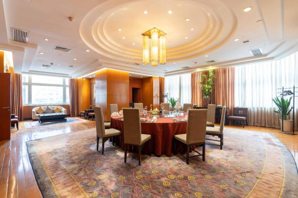 Dekin Hotel Chongqing Jiefangbei Luaran gambar